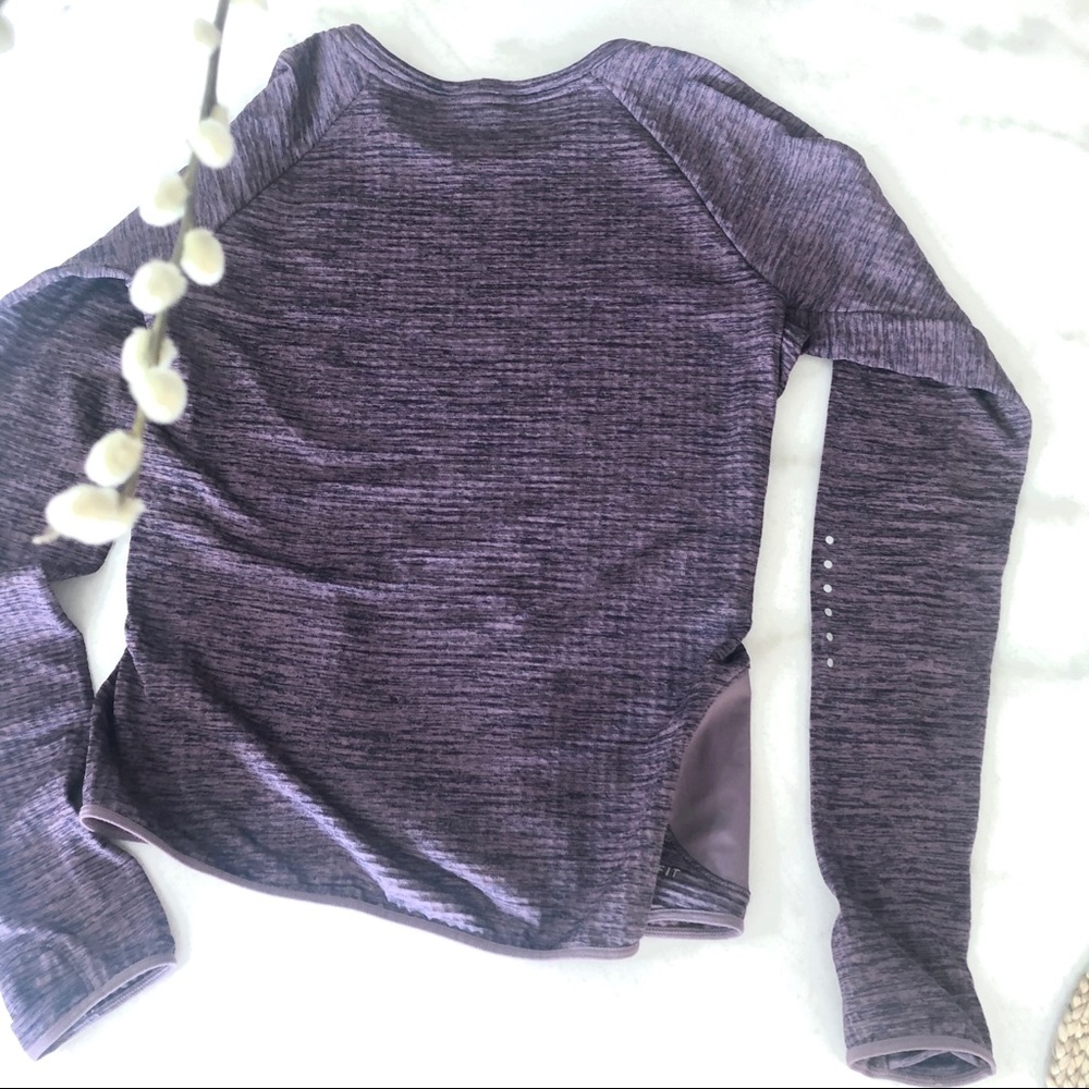 NIKE Running Dri-fit Marble Workout Top - Picture 8 of 11